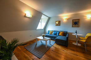 Horsham town centre serviced apartment by Surrey Shortlets